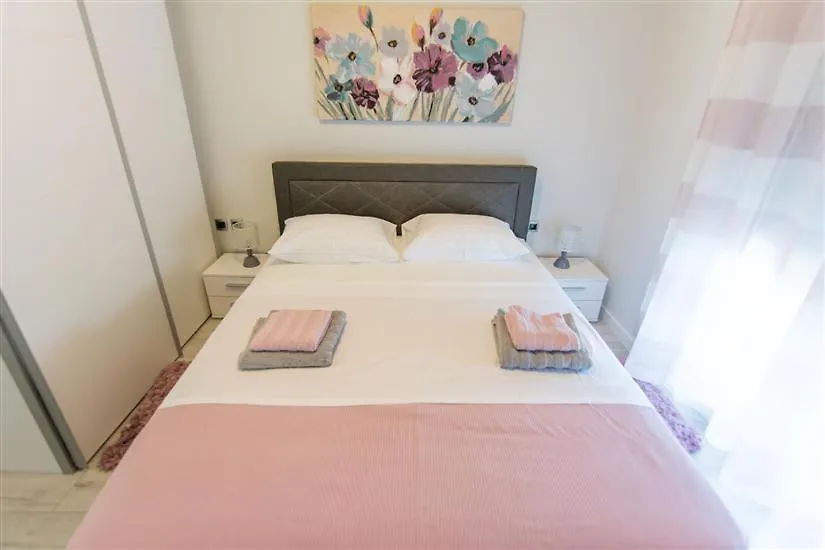 Villa Ana Zadar 0*,